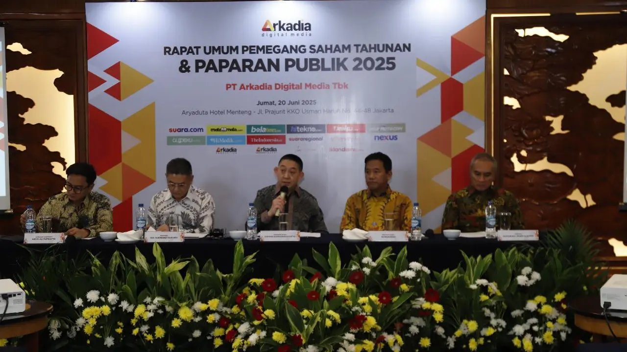 Rapat Umum Pemegang Saham Tahunan (RUPST) PT Arkadia Digital Media Tbk yang digelar di Hotel Aryaduta, Jakarta, pada Jumat (20/6/2025).