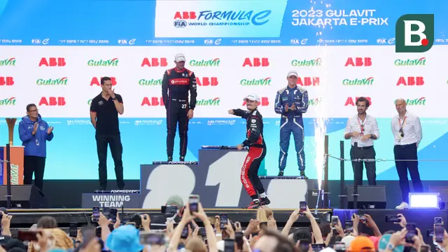 Pembalap TAG Heuer Porsche Formula E Team, Pascal Wehrlein