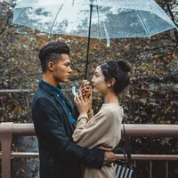 ilustrasi pasangan cinta/copyright by oneinchpunch (Shutterstock)