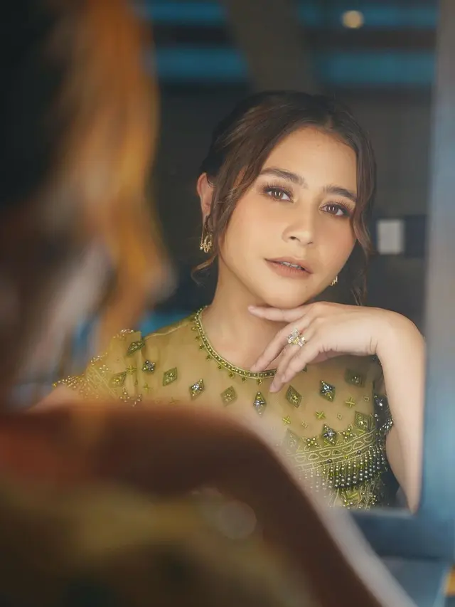 [Fimela] Prilly Latuconsina