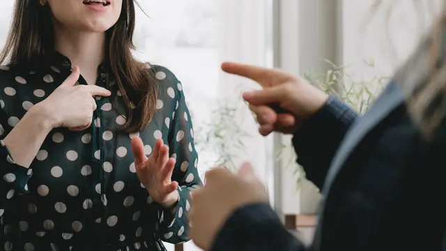 Zodiak yang Paling Sulit Mengungkapkan Perasaan