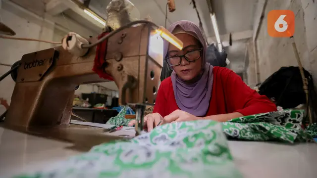 UMKM Binaan Dinas Koperasi Kebanjiran Pesanan Seragam Sekolah