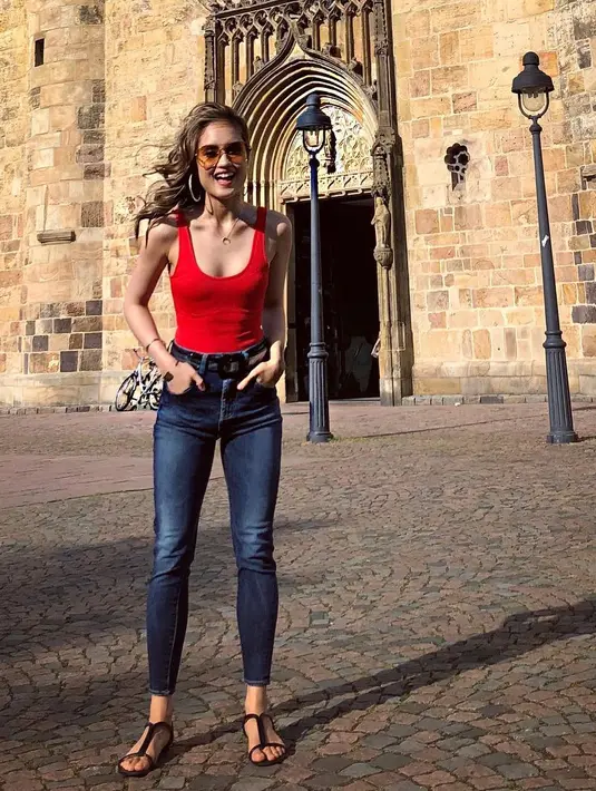 (Instagram/claurakiehl)