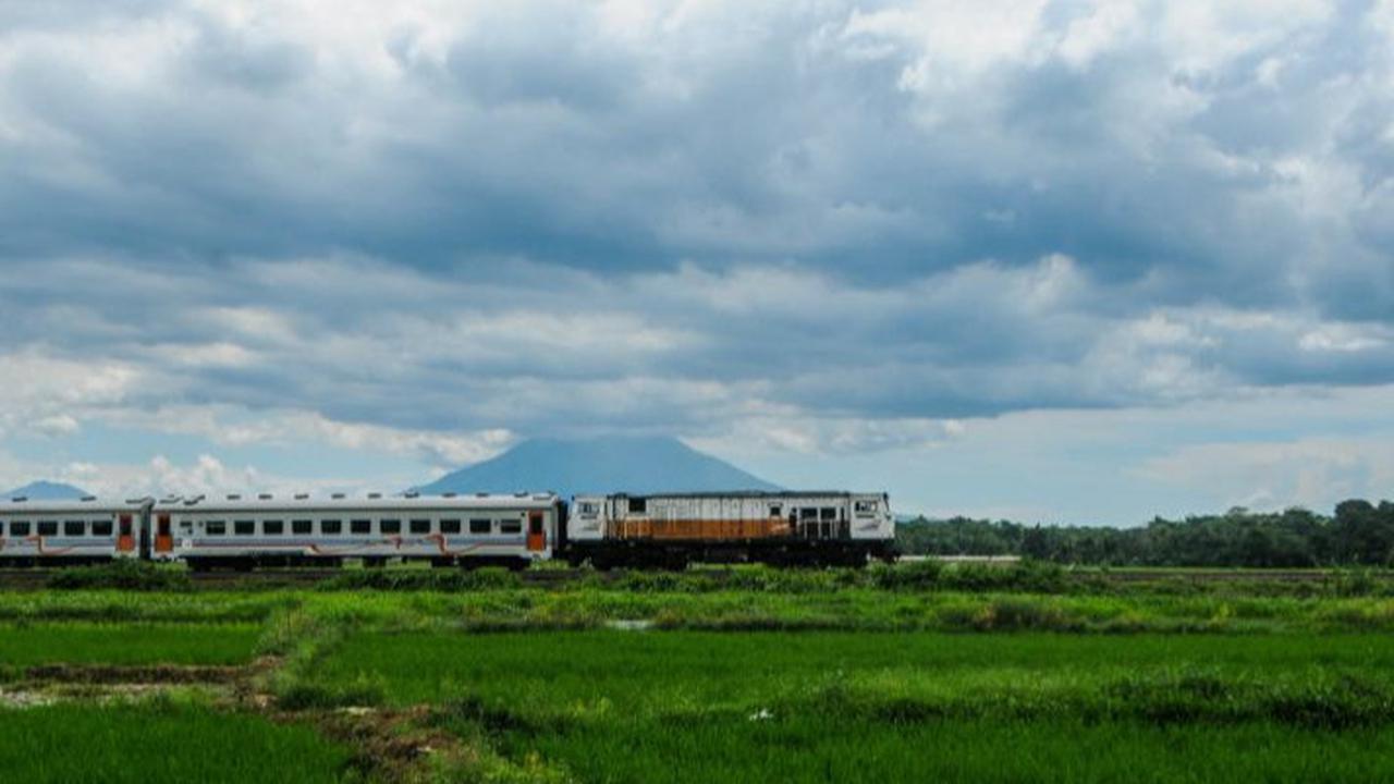 Sempat Terhenti, Layanan KRL Sampai Stasiun Merak Kembali Normal