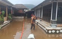 Mobil Terseret dan Puluhan Rumah Warga Terendam Banjir di Desa Pancasari Buleleng Bali