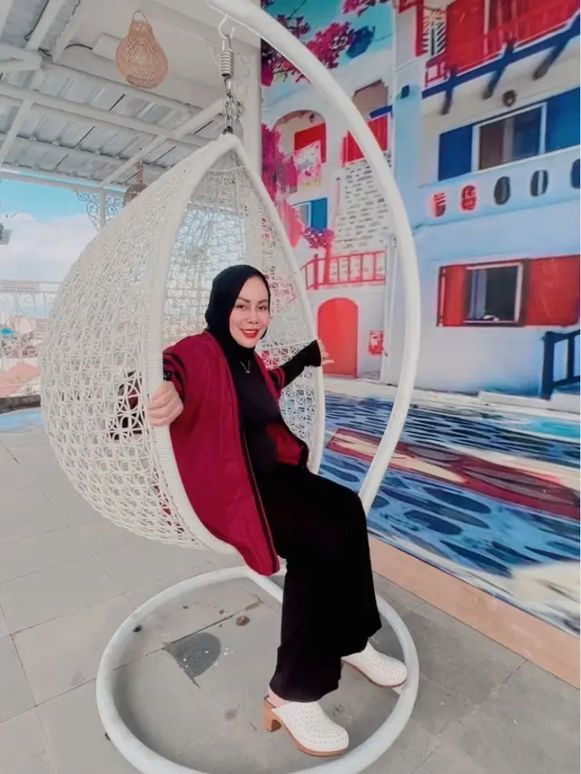 Mak Vera. (Foto: Dok. Instagram @makverazanobia)