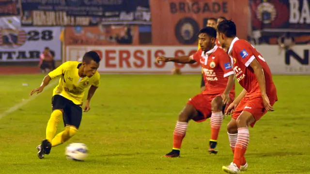 Persija vs Semen Padang