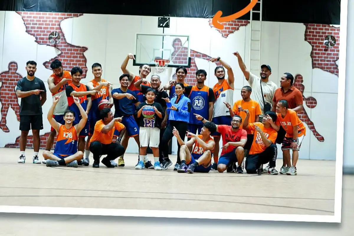 https://www.instagram.com/pelitajayabasketball/