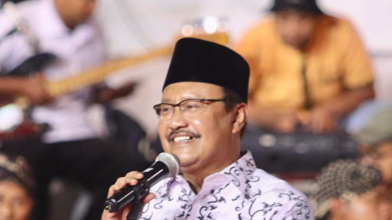 Pagelaran Wayang Warnai Meriahnya Gebyar Malam Puncak Hari Guru Nasional Kota Pasuruan