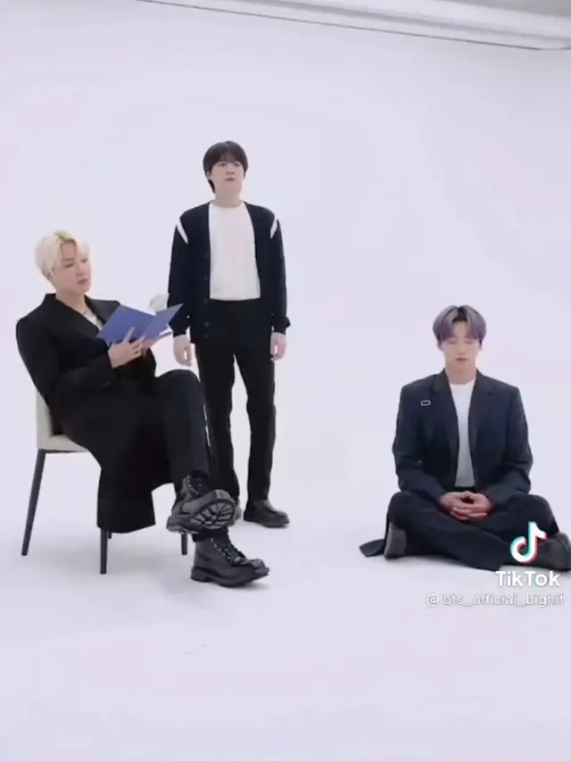 Intip Gaya Keren BTS dalam Interview Billboard, Pakai Outfit Total Rp 270 juta