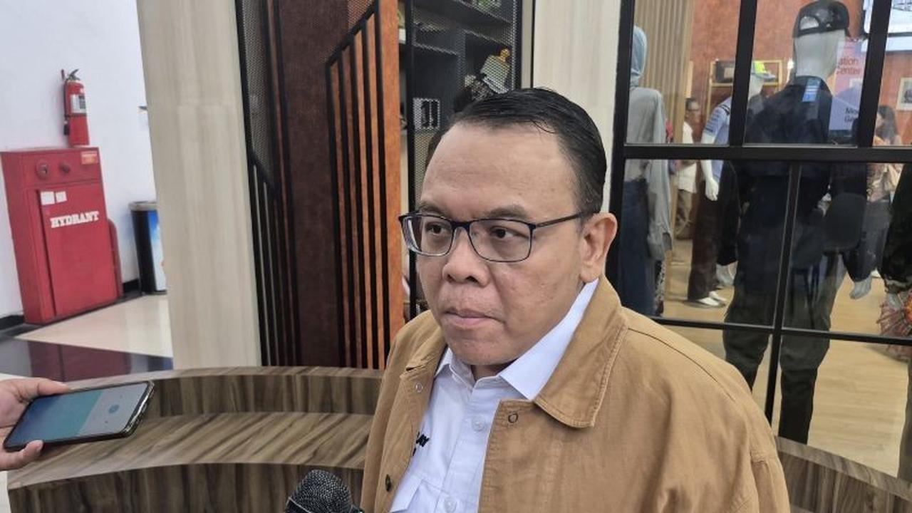 Nobar Piala Dunia 2026: Komisi VII DPR Dorong Penguatan Ekonomi Rakyat dan Kebersamaan