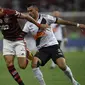 Reinier, pemain muda Flamengo asal Brasil (kiri), dikabarkan jadi incaran Real Madrid. (AFP/Mauro Pimentel)