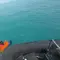 Pencarian 5 Jurnalis Hilang Kontak, Tim SAR Kembali Temukan 2 Life Jacket dan Helm Proyek