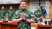 Kepala Staf TNI Angkatan Laut (Kasal) Laksamana TNI Yudo Margono bersiap mengikuti uji kelayakan dan kepatutan (fit and proper test) calon Panglima TNI di Komisi I DPR, Kompleks Parlemen, Senayan, Jumat (2/12/2022). Laksamana TNI Yudo Margono merupakan calon tunggal Panglima TNI yang diusulkan oleh Presiden Joko Widodo. (Liputan6.com/Angga Yuniar)