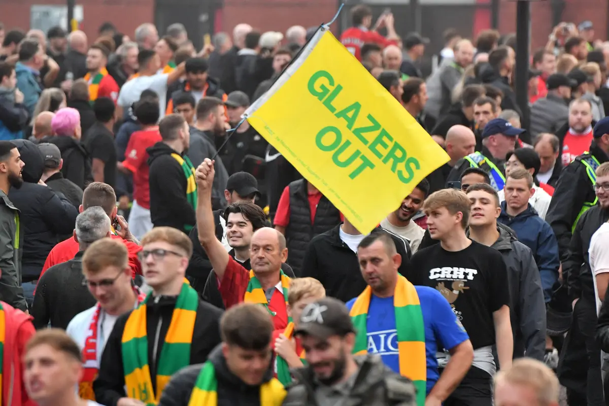 Suporter MU Protes Kepemilikan Klub oleh Keluarga Glazer