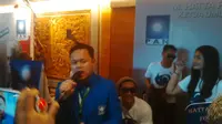 Ketua DPP PAN Bima Arya menyumbang suara di arena Kongres PAN, Hotel The Westin, Nusa Dua, Bali, Minggu (1/3/2015) (Liputan6.com/Silvanus Alvin)