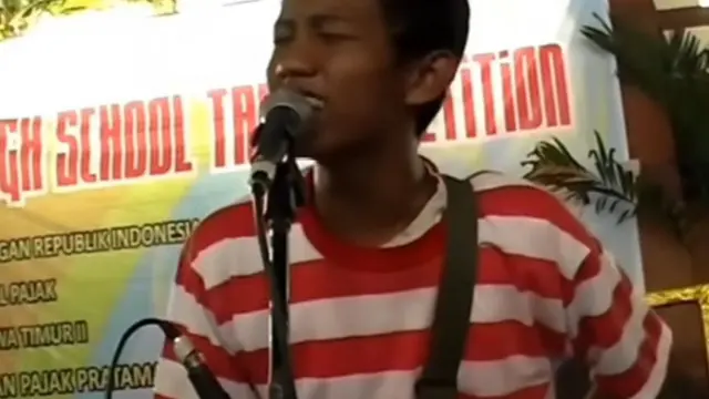 Potret Kenangan Masa Kecil Denny Caknan (credit: https://www.instagram.com/denny_caknan/)
