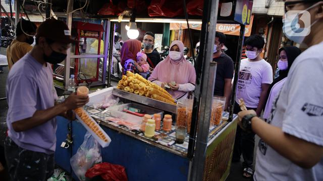 FOTO: BLT untuk Pedagang Kali Lima dan Warung Makan