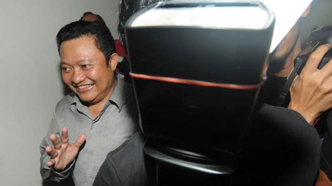 Mantan Bupati Buol Amran Batalipu divonis 7,5 tahun bui