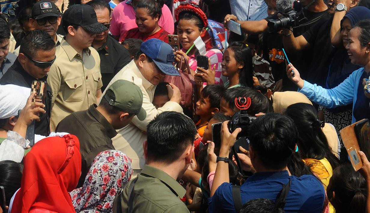 Kemenhan juga membangun fasilitas umum seperti desalinasi untuk mengubah air laut menjadi air tawar yang dapat digunakan warga Kampung Nelayan. (merdeka.com/Arie Basuki)