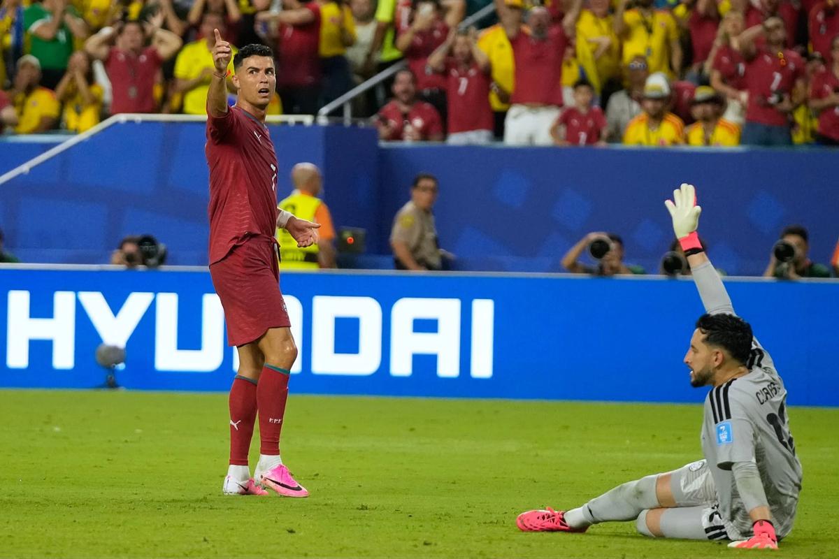 FOTO: Portugal Melaju Sebagai Runner Up Grup K