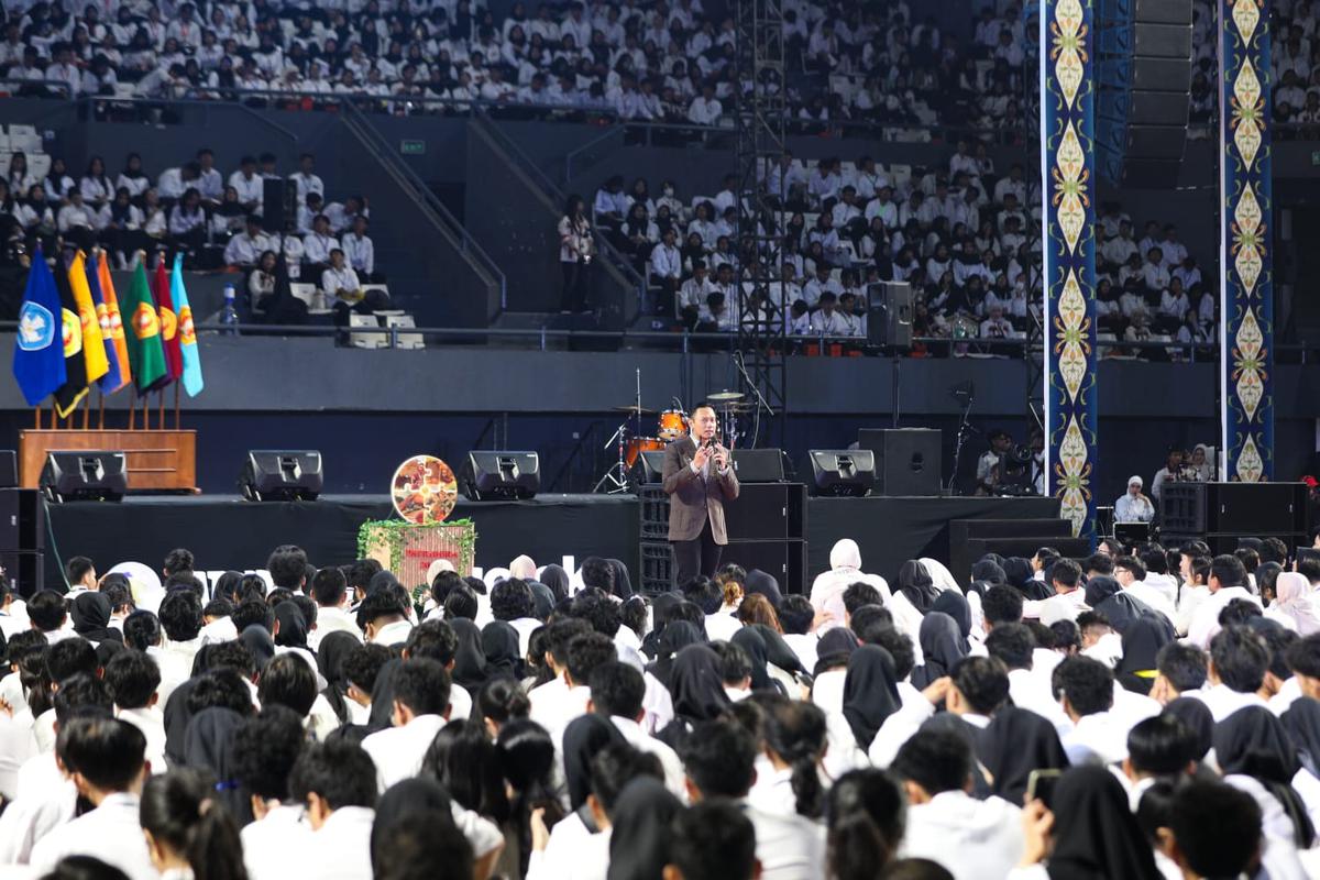 Menko AHY ke Mahasiswa UPN Jakarta: SDM Berkualitas Kunci Indonesia Emas 2045