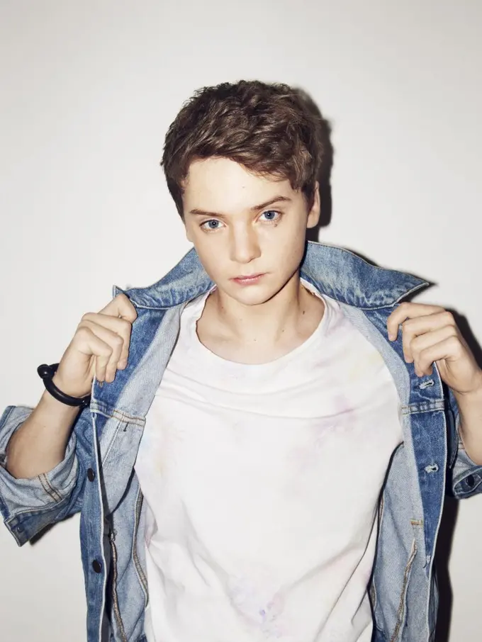 [Bintang] Conor Maynard
