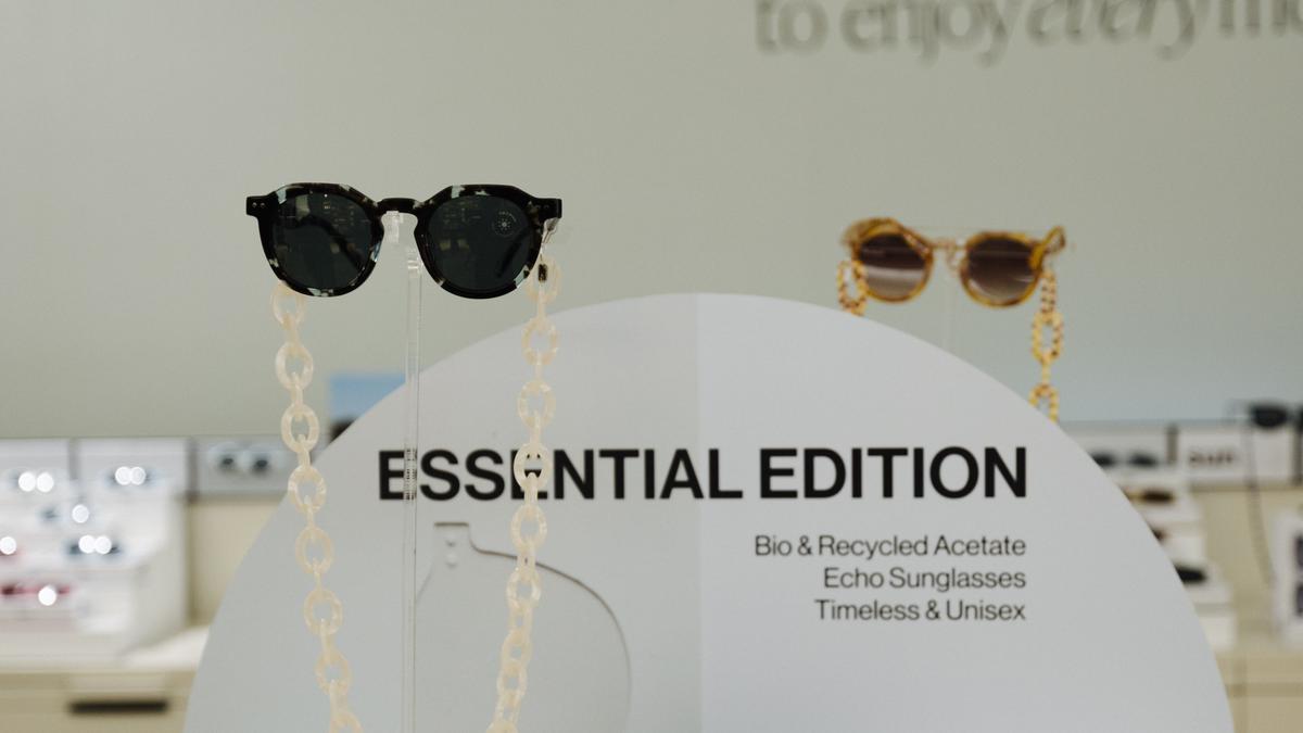 Koleksi Kacamata Essential Edition Terbaru yang Bikin Tampil Chic dengan Gaya Elegan dan Minimalis