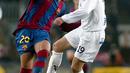 Ricardo Quaresma didatangkan Barcelona dari Sporting CP tahun 2003. Hanya bermain 22 kali dan dilanda cedera, Quaresma akhirnya meninggalkan Barca di akhir musim 2003/2004. (AFP/Cesar Rangel)