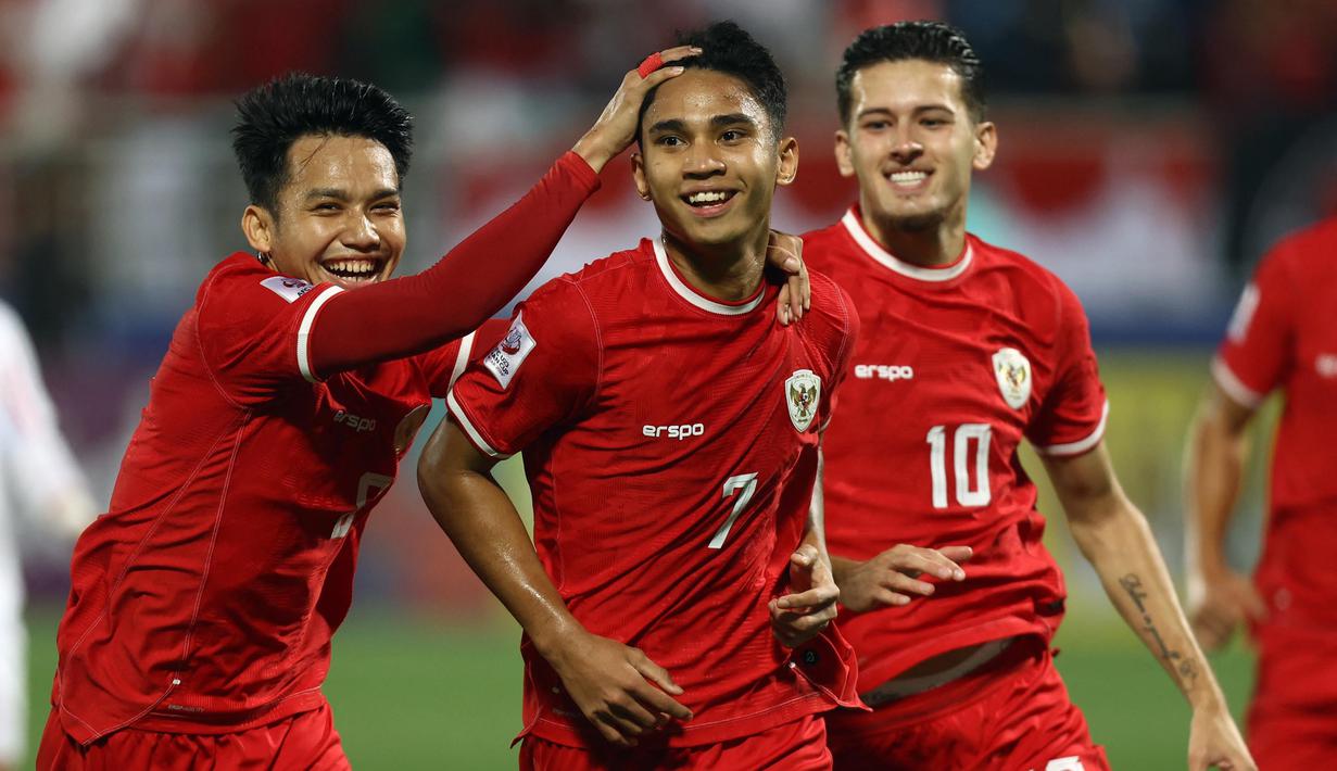 Bermain di laga terakhir penyisihan Grup A Piala Asia U-23 2024, Timnas Indonesia U-23 unggul 4-1 atas Yordania. (KARIM JAAFAR/AFP)