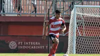 Kapten Madura United, Fachruddin Aryanto. (Bola.com/Wahyu Pratama)