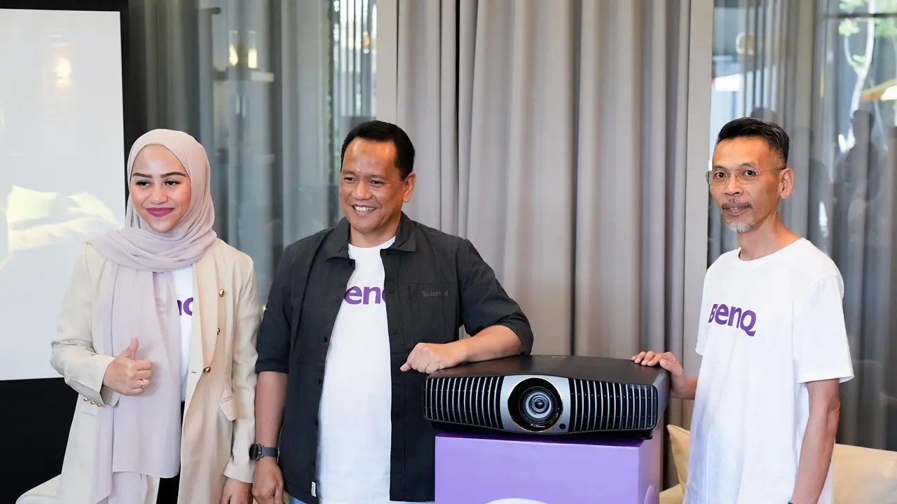 Erlina Dyah Listyowati, Andryanto C. Wijaya, Julian Chen