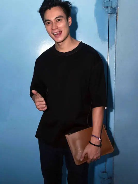 Rencana untuk menikah sepertinya sudah ada di benak Baim dan akan segera direalisasikan. Meskipun belum membocorkan waktu yang tepat, Baim hanya mengatakan di bulan puasa 2017 ia sudahmenjadi kepala keluarga. (Deki Prayoga/Bintang.com)