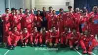 Tim Piala Thomas Indonesia, berpose bersama setelah bertanding melawan Denmark pada laga final di Kunshan Sports Centre, Kunshan, China, Minggu (22/5/2016). (Bola.com/Twitter/INABadminton)