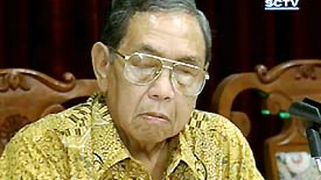 080504cGus.jpg