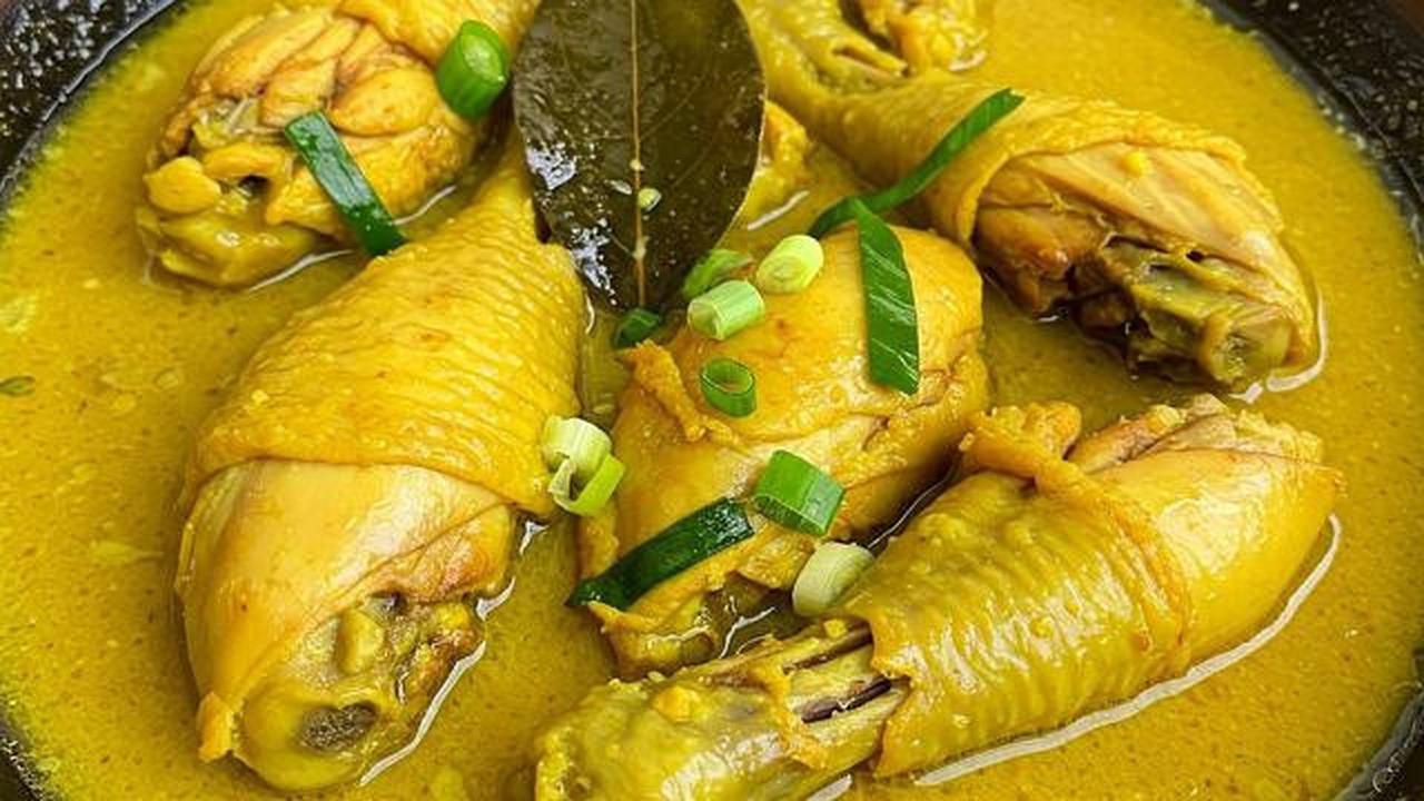 Tips Makan Opor Ayam Saat Lebaran Tanpa Takut Kolesterol Naik