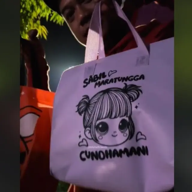 Warganet Unboxing Bingkisan AcaraTedak Siten Anak Denny Caknan-Bella Bonita, Isinya Tuai Banuyak Pujian