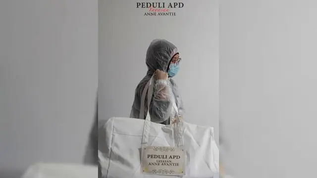 6 Potret Pembuatan APD Gratis Anne Avantie untuk Tenaga Medis Corona Covid-19