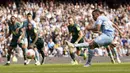 <p>Sepanjang laga, Jesus mampu melepas empat tembakan mengarah ke gawang, membuat satu assist, menciptakan satu peluang gol dan tiga operan kunci. (AP/Jon Super)</p>