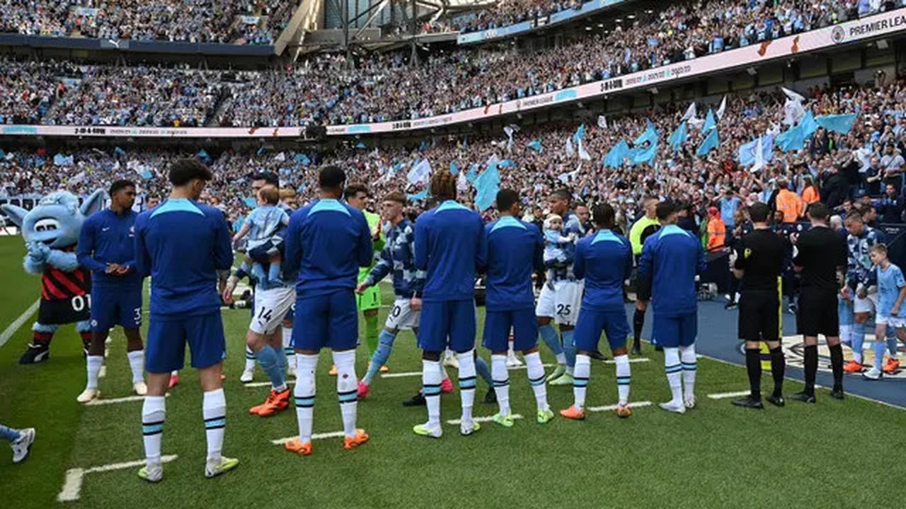 Meski Kontroversial, Arsenal Tetap Hormati Liverpool dengan Guard of Honour di Anfield