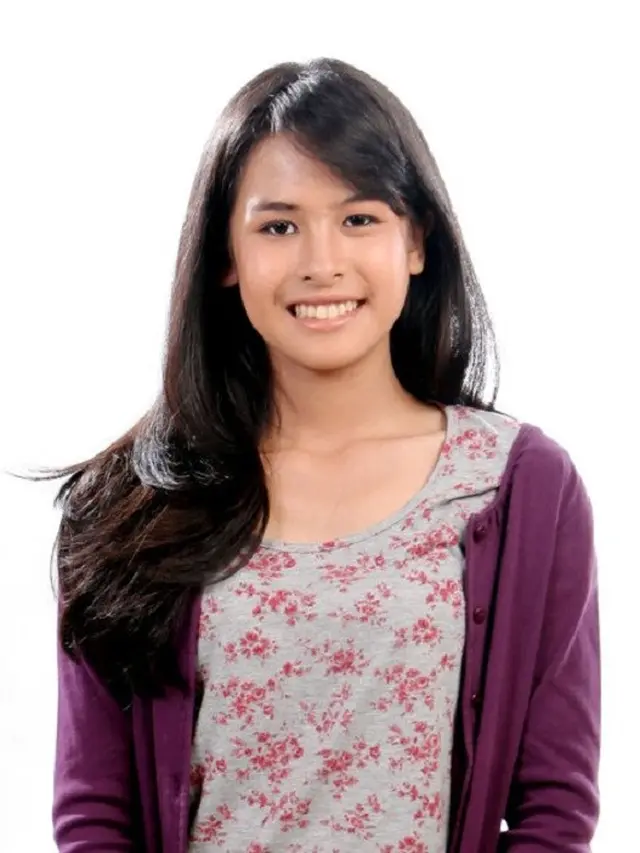 [Bintang] Dulu dan Kini: Masih Kecil Hitam Manis, Sekarang Dandanan Maudy Ayunda Lebih Dewasa