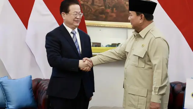 Prabowo Bertemu Menteri Keamanan Negara dari China di Istana Negara
