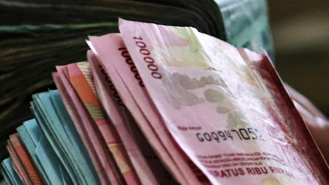 Hukum Perilaku Boros dalam Islam