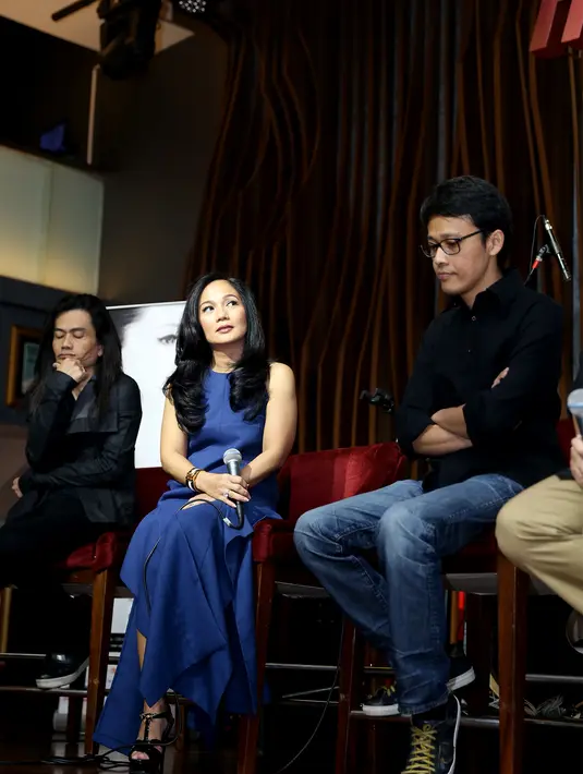 Konser kerinduan Sheila Majid diiringi oleh Tohpati Band & Orchestra. Sedangkan sebagai penata artistiknya, dipercayakan pada Jay Subiakto. (Andy Masela/Bintang.com)