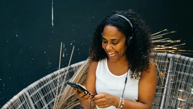 WhatsApp Perkenalkan Fitur Musik sekaligus Kolaborasinya dengan Ed Sheeran (photo by pexels.com)