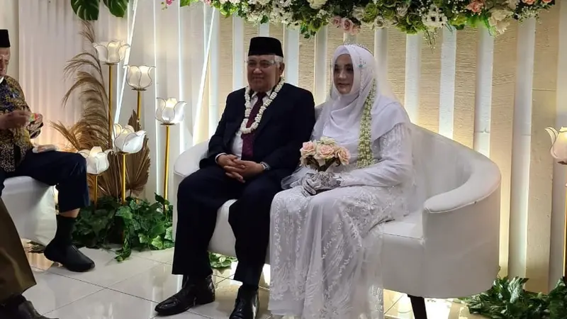 Mantan Ketua Umum Pimpinan Pusat Muhammadiyah Din Syamsuddin menikahi cucu pendiri Pondok Pesantren Gontor, Rashda Diana. (Foto: Istimewa)