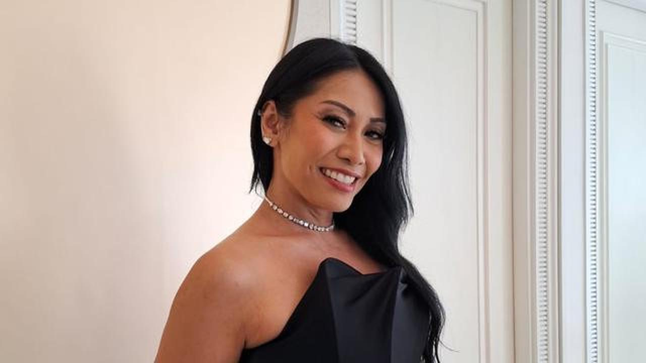 Dua Kali Apes di Paris, Anggun Kehilangan Cincin Berlian Berharga