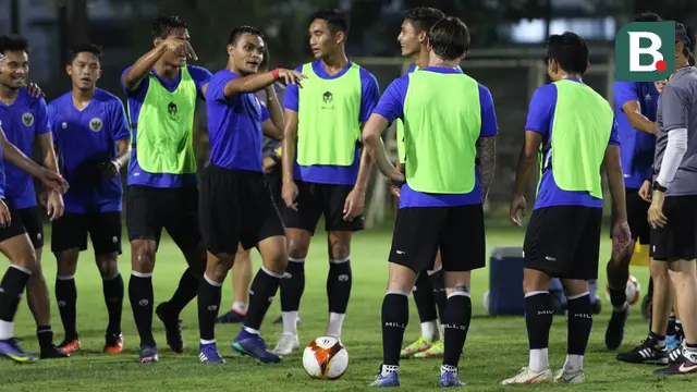Foto: Aksi Pemain Persib saat Mengikuti Latihan untuk Timnas Indonesia U-23 SEA Games 2021