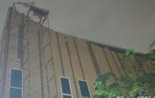 Angin Kencang Robohkan Atap GOR Serdang, Belasan Motor Tertimpa di Kemayoran