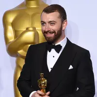 Setelah putus dari mantan kekasihnya Jonathan Seizel, Sam Smith kembali membuat publik geger mendengar hubungan sesama jenisnya dengan model terkenal yang bernama Jay Camilleri. (AFP/Bintang.com)